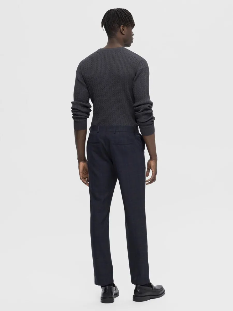 slimfit_byxor_5-9.webp SELECTED 175 SLIM-FIT BYXOR Blue Store