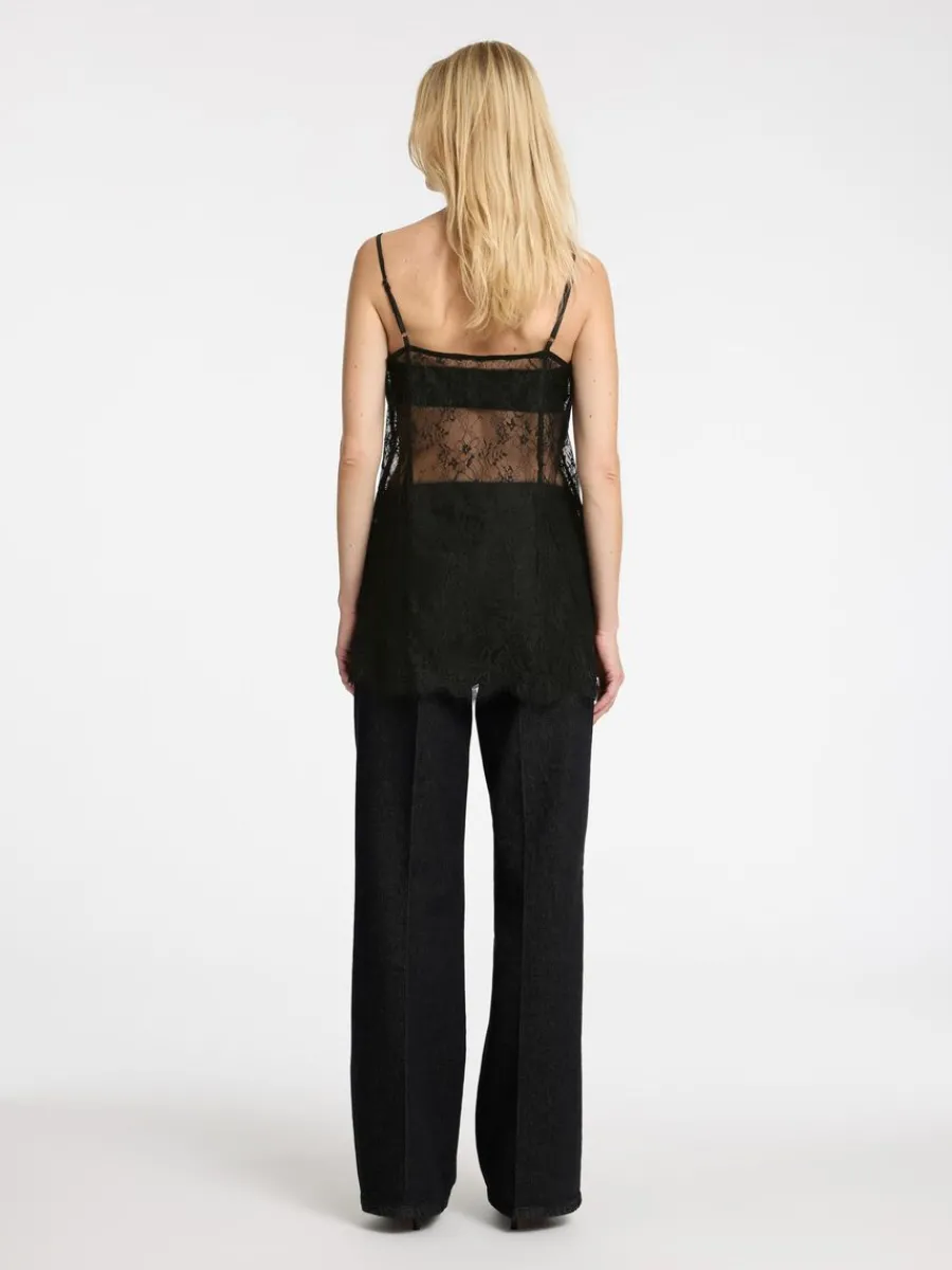 spets_linne_4.webp SELECTED SPETS LINNE Black Hot