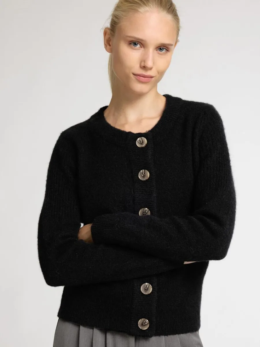 stickad_kofta_3-3.webp SELECTED STICKAD KOFTA Black Clearance