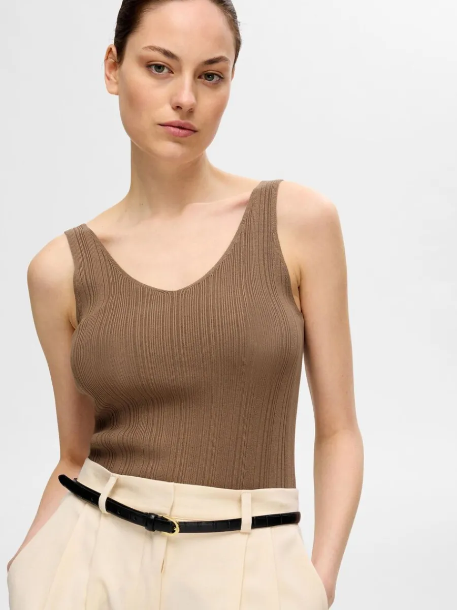stickad_linne_2-3.webp SELECTED STICKAD LINNE Brown Outlet