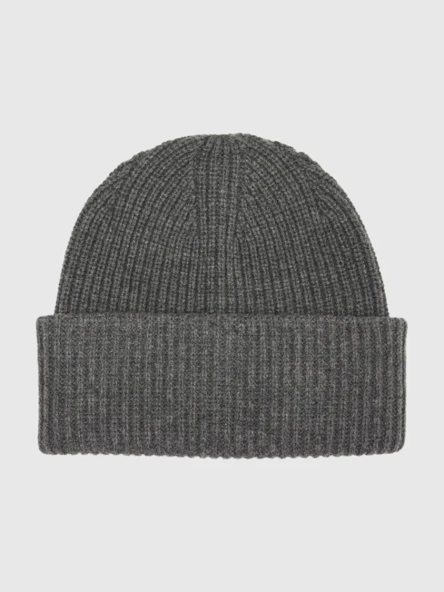 stickad_mssa_0-3.webp SELECTED STICKAD MÖSSA Grey Discount