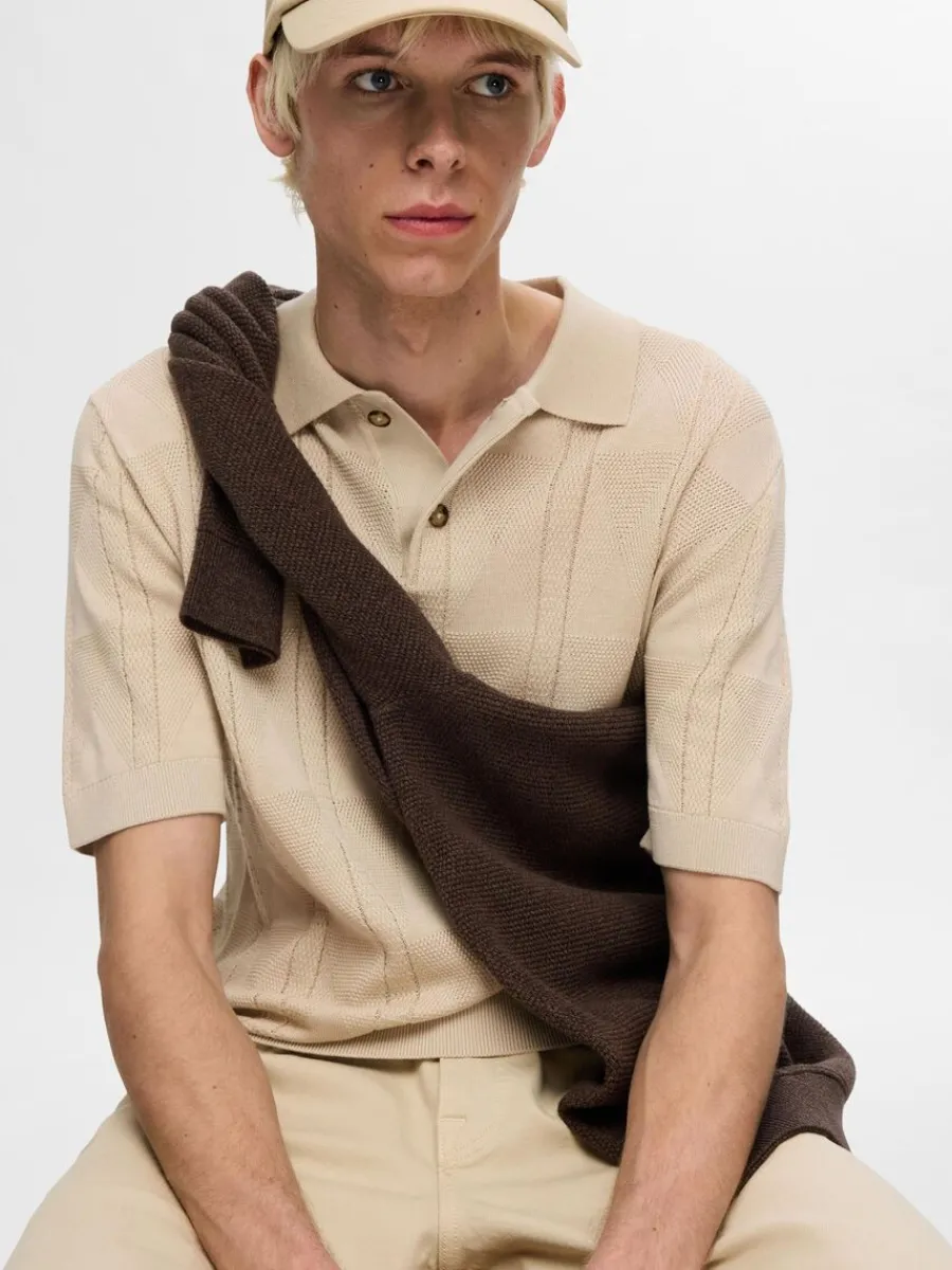 stickad_piktrja_2-4.webp SELECTED STICKAD PIKÉTRÖJA Beige Flash Sale