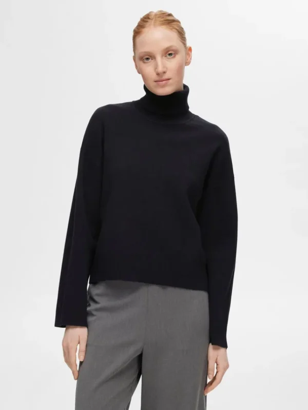 SELECTED STICKAD POLOTRÖJA Black Hot