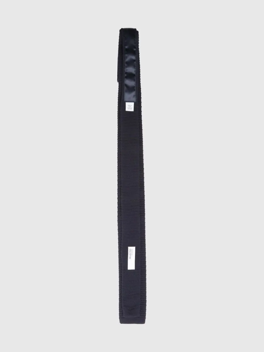 stickad_slips_1-3.webp SELECTED STICKAD SLIPS Blue Hot