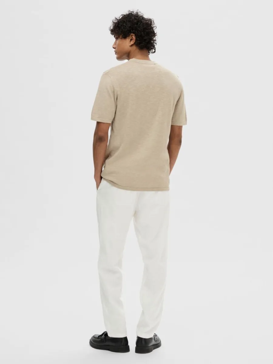 stickad_tshirt_4.webp SELECTED STICKAD T-SHIRT Beige Hot