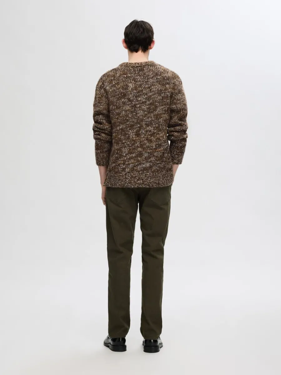 strukturerad_stickad_trja_3-3.webp SELECTED STRUKTURERAD STICKAD TRÖJA Brown Shop