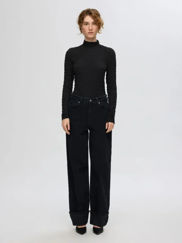 SELECTED TEXTURERAD LÅNGÄRMAD TOPP Black New