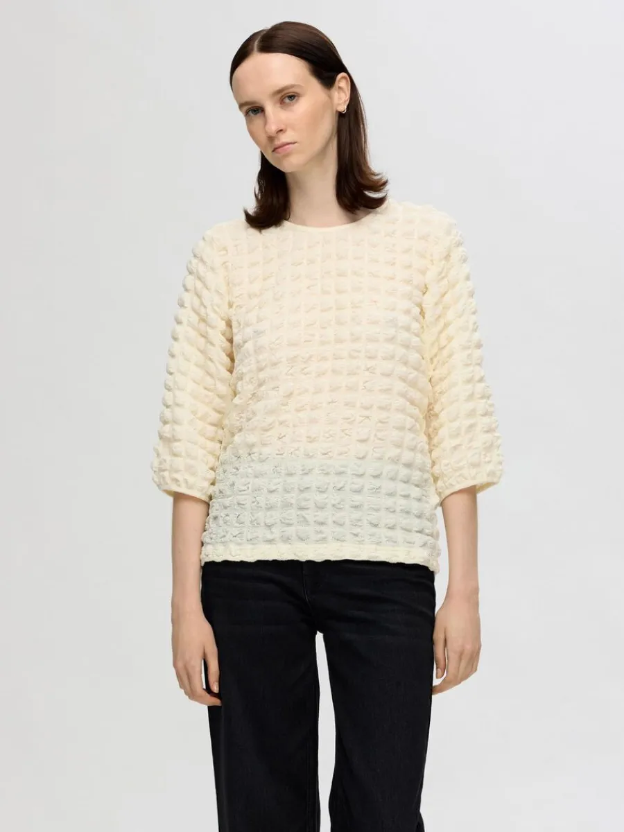 texturerad_topp_med_rmar_0.webp SELECTED TEXTURERAD TOPP MED 3/4-ÄRMAR White Best Sale