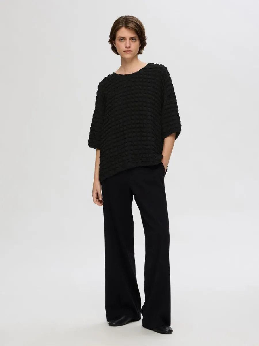texturerad_topp_med_rmar_1-2.webp SELECTED TEXTURERAD TOPP MED 3/4-ÄRMAR Black Outlet