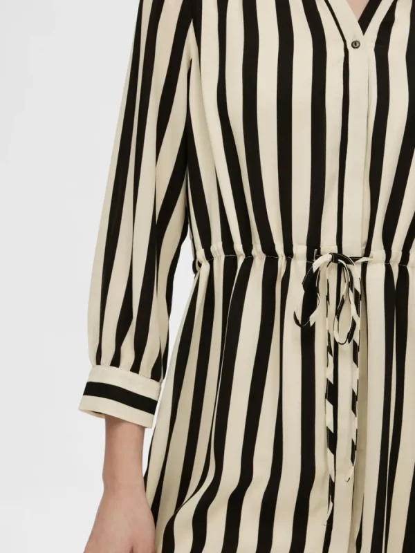 SELECTED TRYCK KORT KLÄNNING Black Clearance