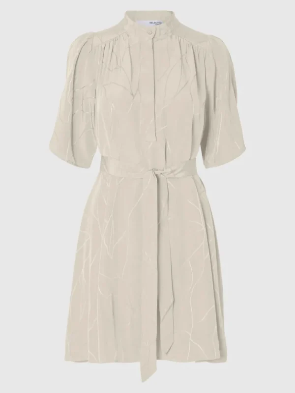 SELECTED TRYCKTA KORT KLÄNNING Beige Hot