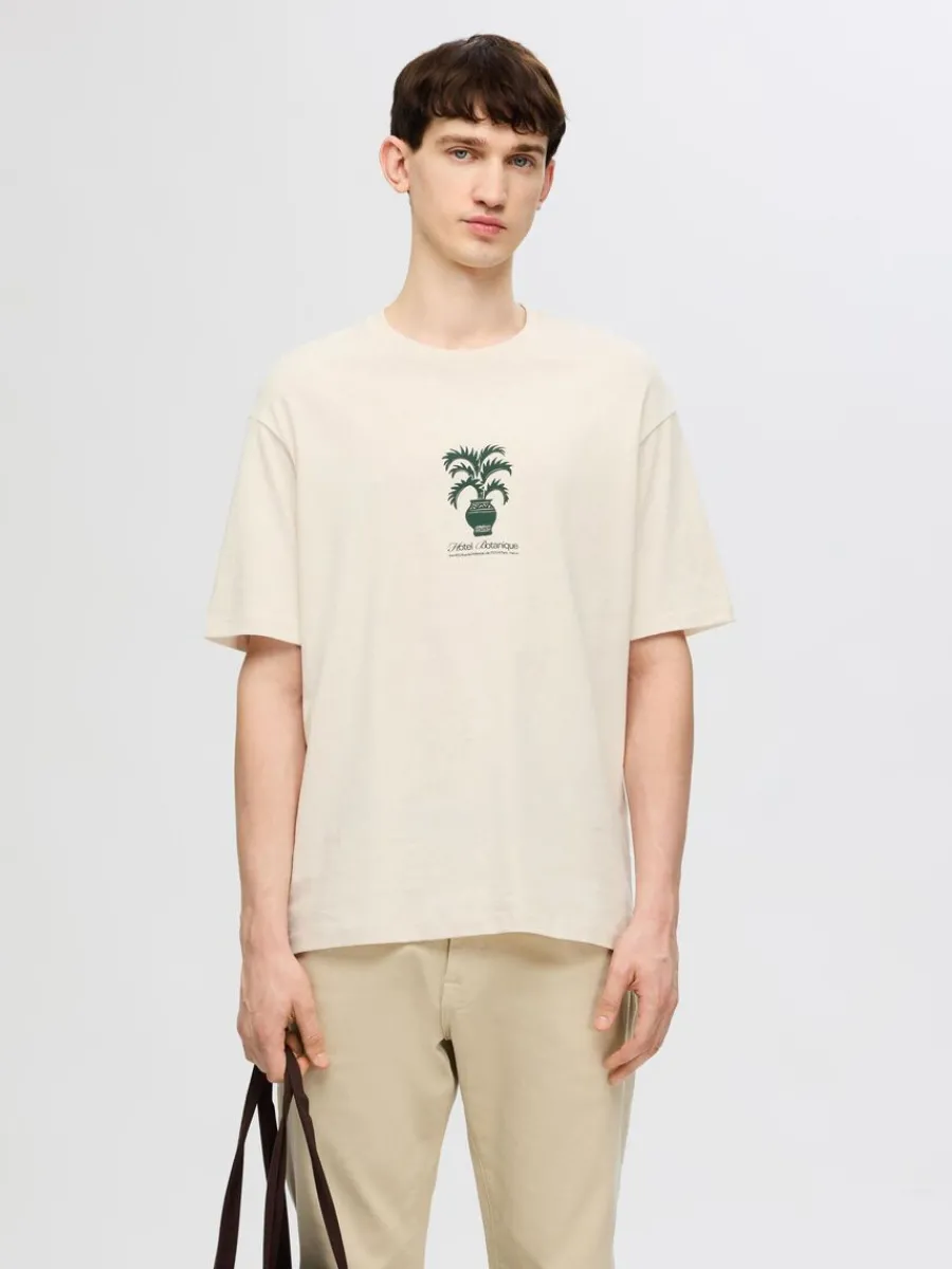 tryckta_tshirt_0-3.webp SELECTED TRYCKTA T-SHIRT Beige Sale