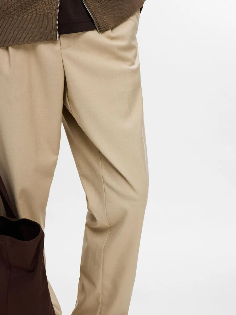 veckad_byxor_5-3.webp SELECTED VECKAD BYXOR Beige Cheap